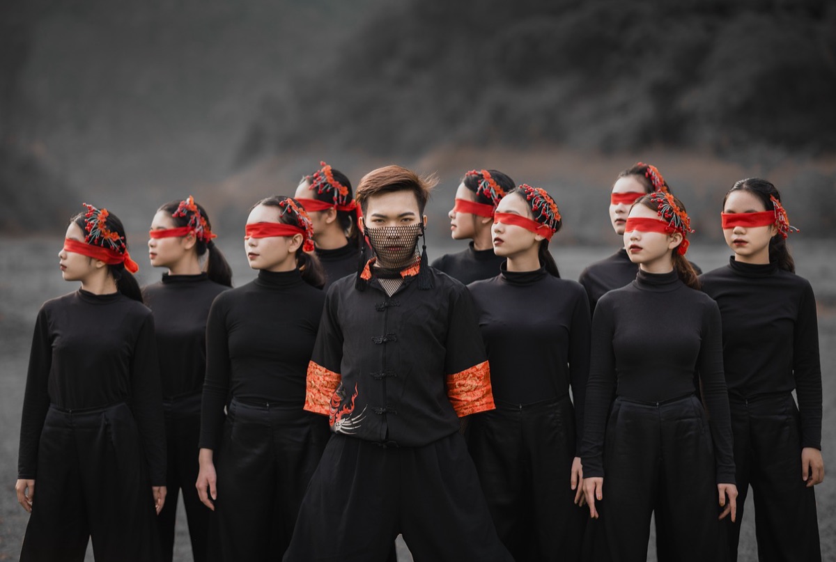 巴布亞新幾內亞傳統服裝與舞蹈