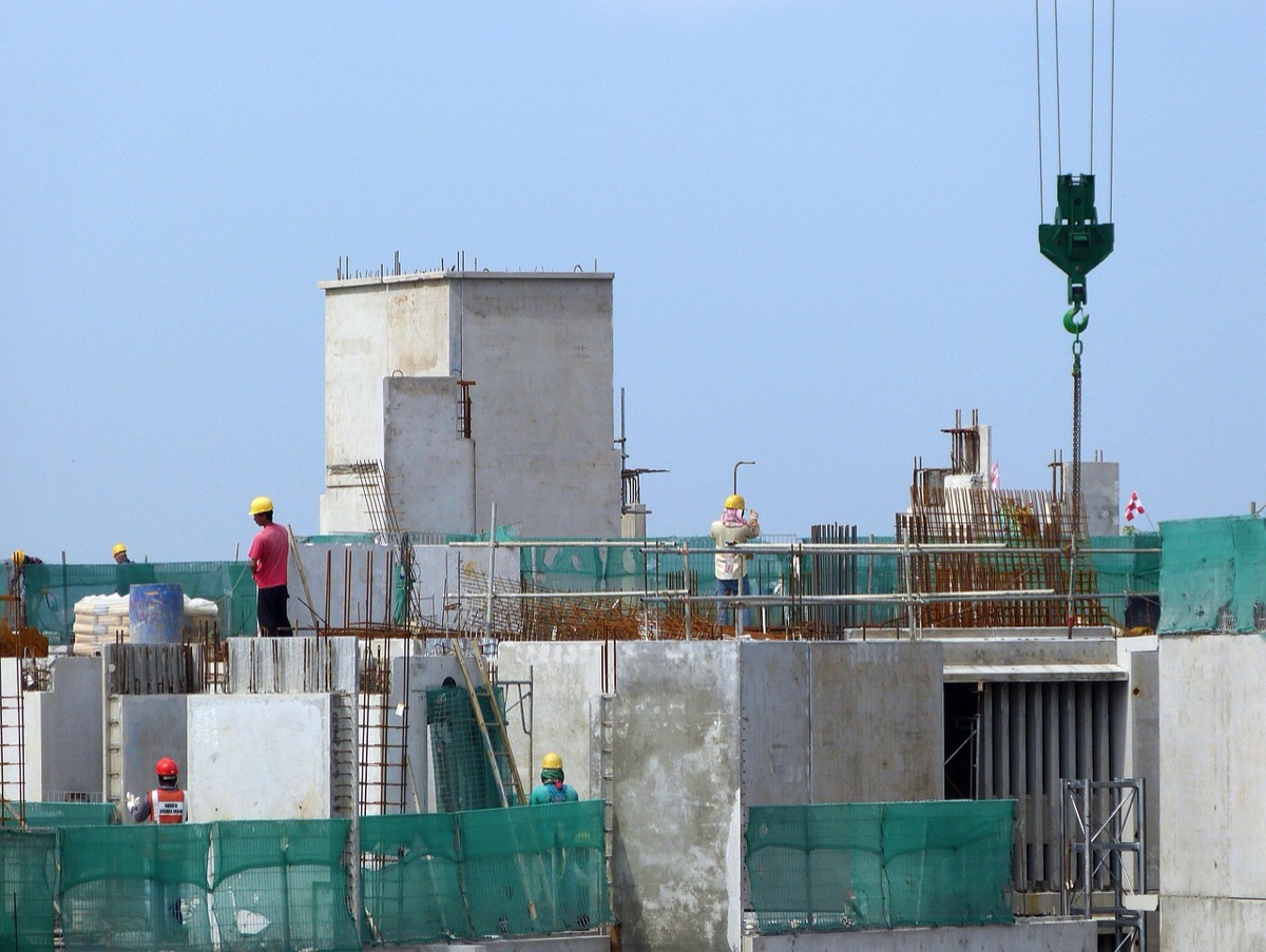 Edificio em construcao palau