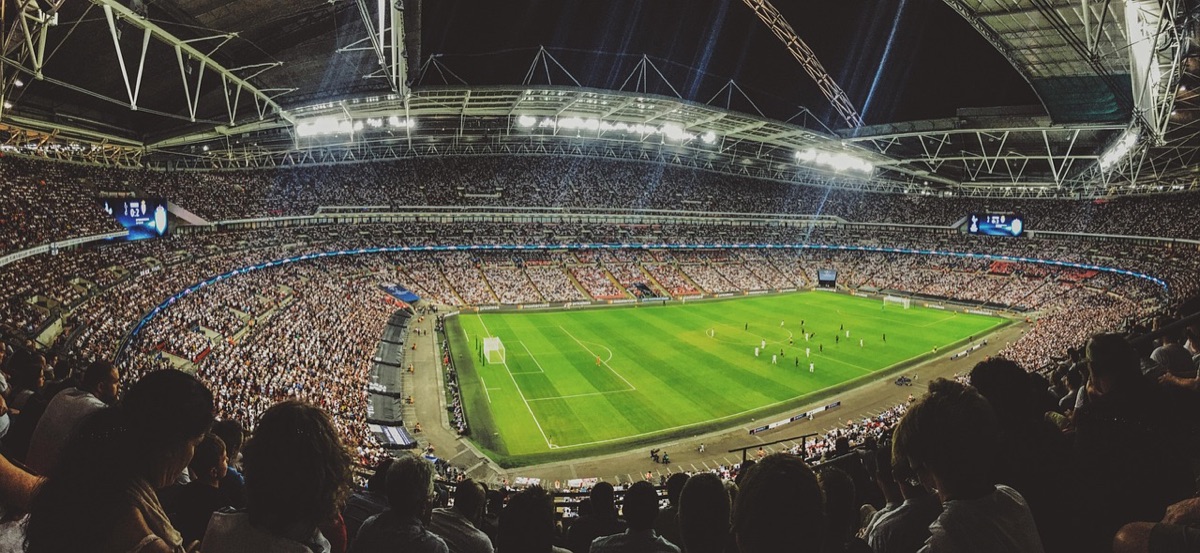 stadio di calcio a Palau