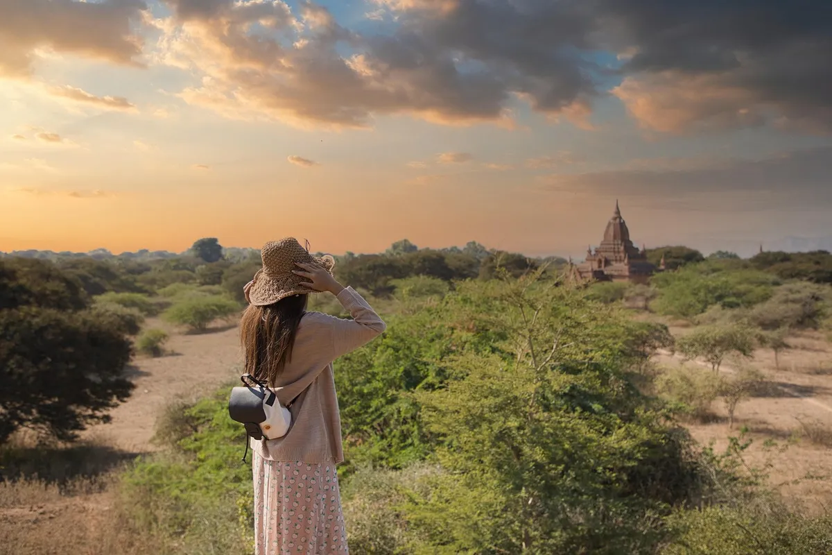 girl, traveler, bagan, myanmar, burma, asia, temple, travel, pagoda, buddha, yangon, buddhism, architecture, culture, sunrise, bricks, religion, meditation, bud