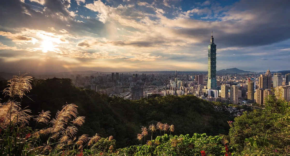 buildings, taiwan, nature, taipei 101, city view, skyline, tower, skyscraper, urban, urban landscape, city, cityscape, clouds, outdoors, sky, sunlight
